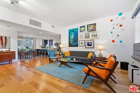1050 N Gardner St #3, West Hollywood, CA 90046