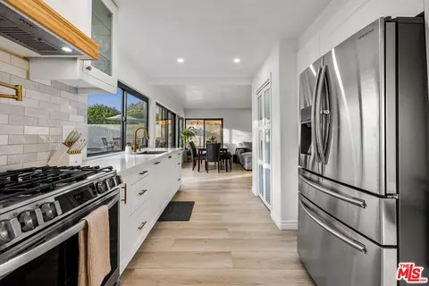 Kitchen - 2313 Rynerson Ct, Simi Valley, CA 93065 photo 4 of 4