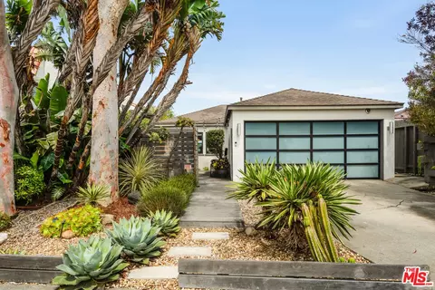 7406 Earldom Ave, Playa Del Rey, CA 90293
