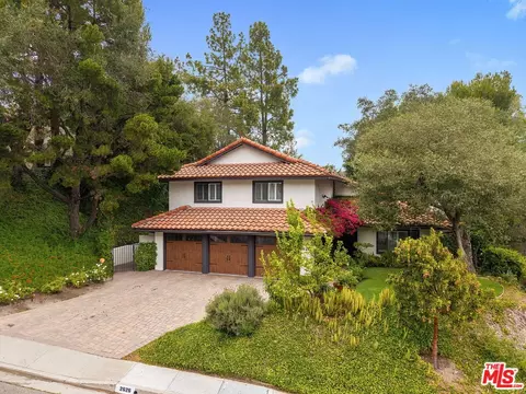 2626 Basil Ln, Los Angeles, CA 90077