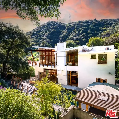 3600 Mandeville Canyon Rd, Los Angeles, CA 90049