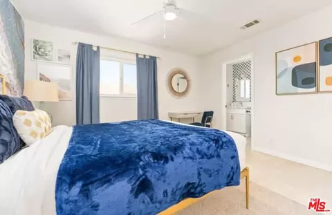 Bedroom - 58798 Barron Dr, Yucca Valley, CA 92284 photo 3 of 7