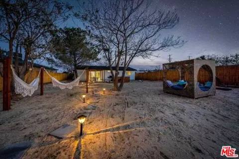 Exterior - 58798 Barron Dr, Yucca Valley, CA 92284 photo 4 of 10