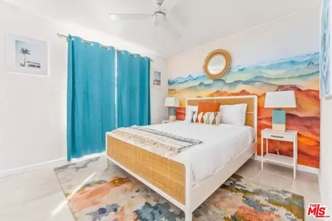 Bedroom - 58798 Barron Dr, Yucca Valley, CA 92284 photo 4 of 7