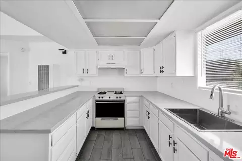 74077 Cactus Dr, Twentynine Palms, CA 92277