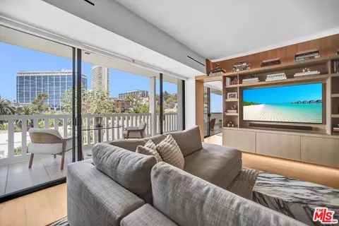 999 N Doheny Dr #512, West Hollywood, CA 90069