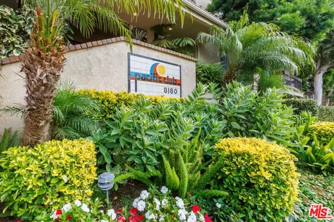 8180 Manitoba St #304, Playa Del Rey, CA 90293