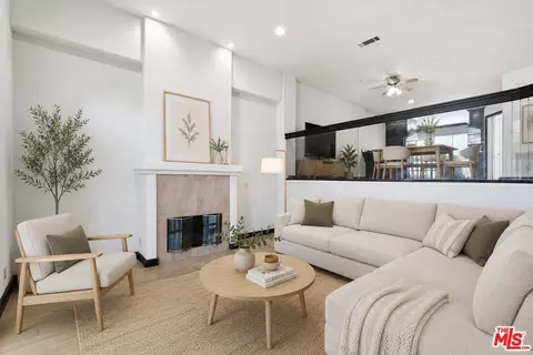 438 S Garfield Ave #E, Monterey Park, CA 91754