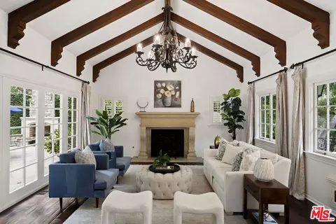 15938 Valley Vista Blvd, Encino, CA 91436