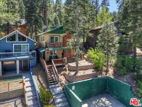 42979 Fern Ave, Big Bear Lake, CA 92315
