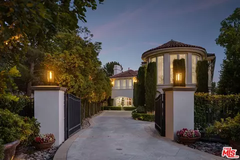 11730 Stonehenge Ln, Los Angeles, CA 90077