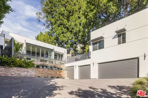 1545 Sunset Plaza Dr, West Hollywood, CA 90069