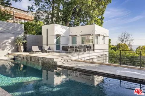 1545 Sunset Plaza Dr, West Hollywood, CA 90069