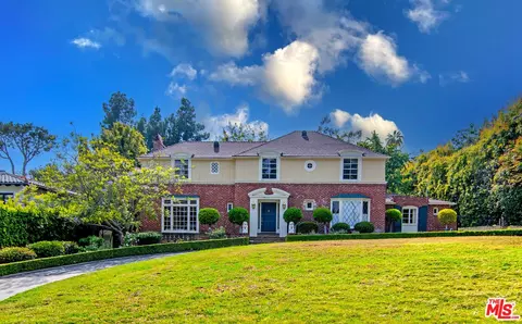 1259 N Doheny Dr, West Hollywood, CA 90069