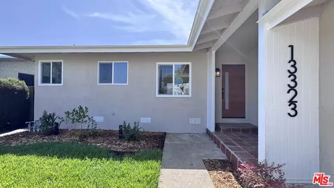 13323 S Saint Andrews Pl, Gardena, CA 90249