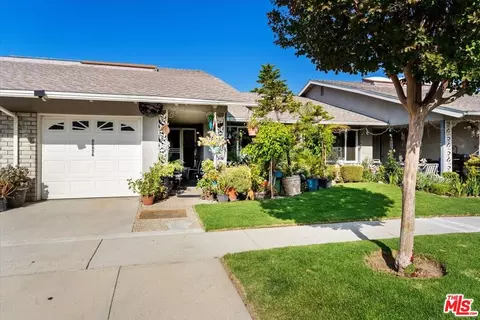 26856 Avenue Of The Oaks, Newhall, CA 91321
