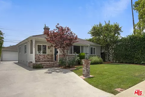 1303 N Evergreen St, Burbank, CA 91505