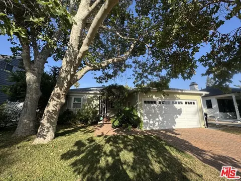5702 Vesper Ave, Van Nuys, CA 91411