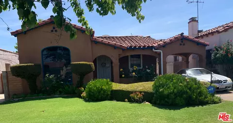 8714 S Wilton Pl, Los Angeles, CA 90047