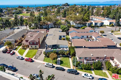1110 Barbara St, Redondo Beach, CA 90277