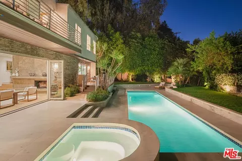 3084 Franklin Canyon Dr, Beverly Hills, CA 90210