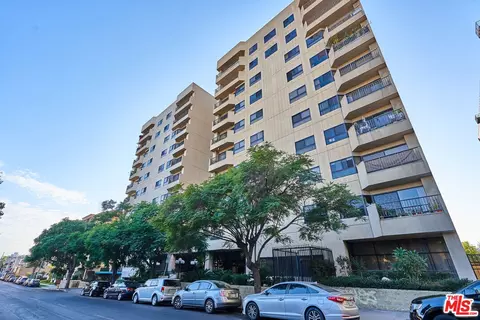 727 S Ardmore Ave #801, Los Angeles, CA 90005