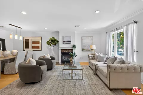 11871 Iowa Ave #102, Los Angeles, CA 90025