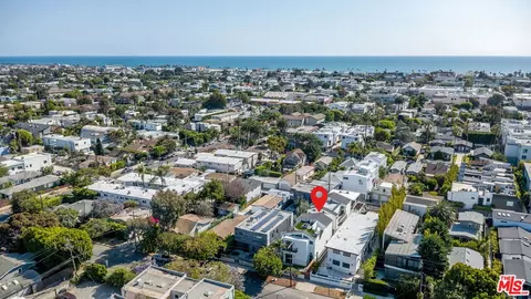 View/Area - 337 6th Ave, Venice, CA 90291 photo 1 of 4
