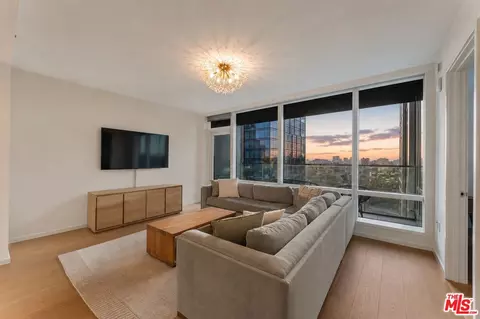 877 Francisco St #1716, Los Angeles, CA 90017