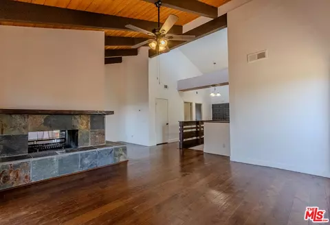 Living - 335 Morro Hills Rd, Fallbrook, CA 92028 photo 3 of 3