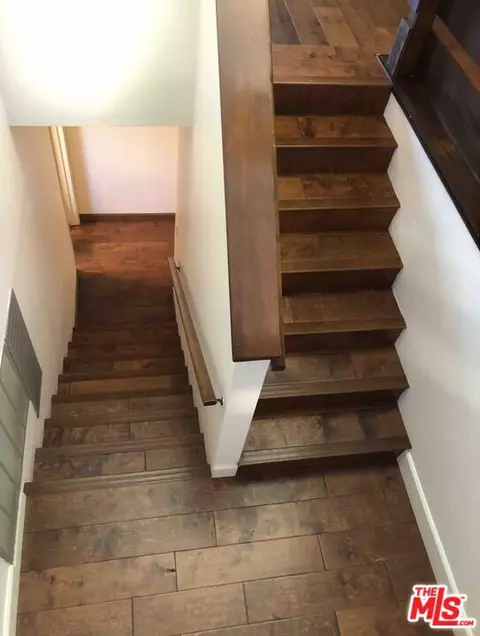 Entry Way - 335 Morro Hills Rd, Fallbrook, CA 92028 photo 4 of 4