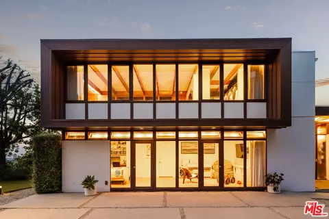 3499 Beverly Glen Blvd, Sherman Oaks, CA 91423