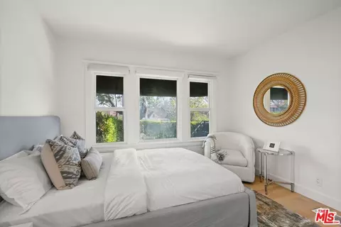 Bedroom - 411 E Randolph St, Glendale, CA 91207 photo 1 of 8