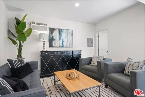 Living - 411 E Randolph St, Glendale, CA 91207 photo 4 of 4