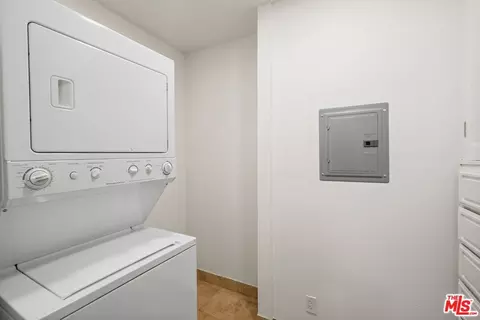 Other - 411 E Randolph St, Glendale, CA 91207 photo 8 of 15