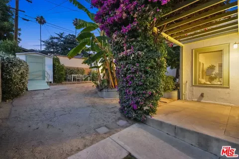 Exterior - 411 E Randolph St, Glendale, CA 91207 photo 9 of 20