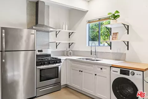 Other - 411 E Randolph St, Glendale, CA 91207 photo 13 of 15