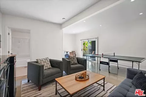 Other - 411 E Randolph St, Glendale, CA 91207 photo 10 of 15