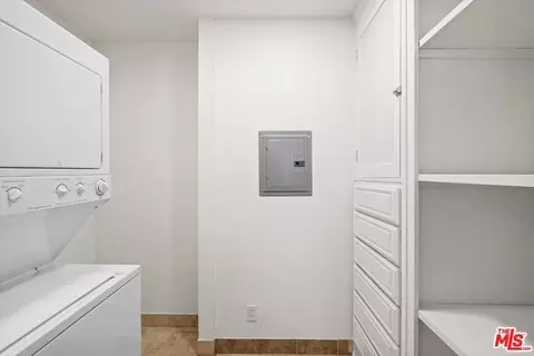 Other - 411 E Randolph St, Glendale, CA 91207 photo 9 of 15