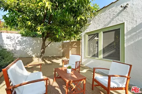 Exterior - 411 E Randolph St, Glendale, CA 91207 photo 14 of 20