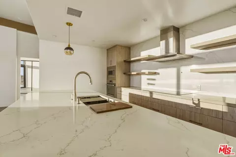 Kitchen - 429 Ripon Ave, Yucca Valley, CA 92284 photo 4 of 7