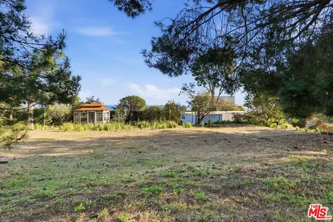 27555 Pacific Coast Hwy, Malibu, CA 90265