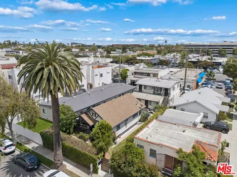 2440 Chelsea Pl, Santa Monica, CA 90404
