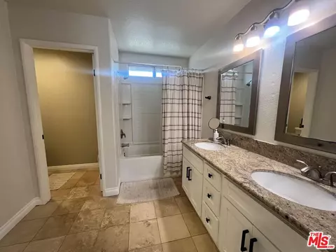 Bath - 519 E Ash St, Brea, CA 92821 photo 1 of 2