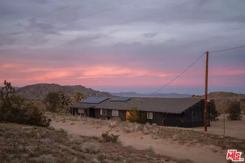 Exterior - 365 Rainbow Dr, Yucca Valley, CA 92284 photo 12 of 12