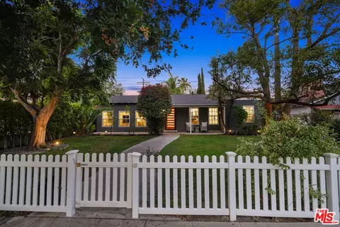 4744 Camellia Ave, Valley Village, CA 91602