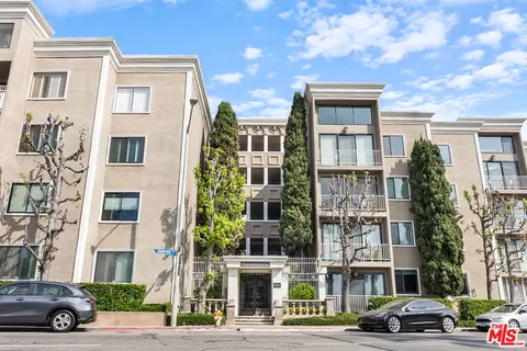 8455 Fountain Ave #308, West Hollywood, CA 90069