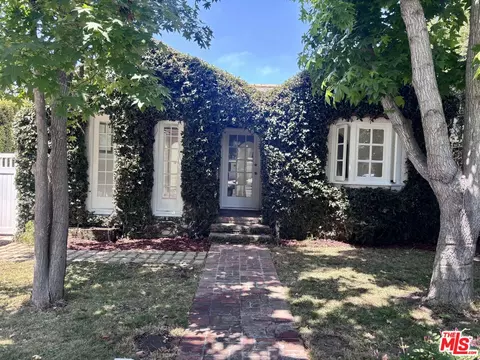 2621 Military Ave, Los Angeles, CA 90064