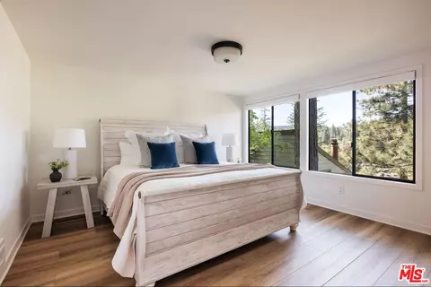 Bedroom - 27721 Peninsula Dr #228, Lake Arrowhead, CA 92352 photo 6 of 7