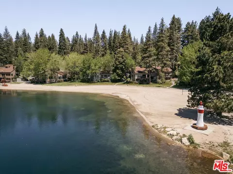 View/Area - 27721 Peninsula Dr #228, Lake Arrowhead, CA 92352 photo 2 of 2